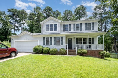 /international/us/8-colton-court-durham-nc-110101163988/