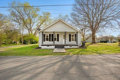 /international/us/605-thornton-street-lafayette-ga-110106733782/