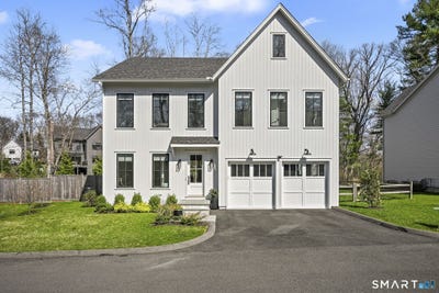 /international/us/9-white-barns-lane-norwalk-ct-110107507527/