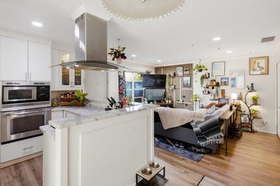 /international/us/3200-nw-5th-terrace-pompano-beach-fl-110120487388/
