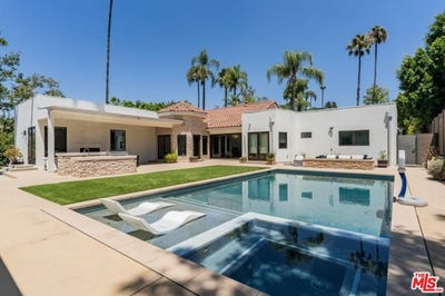 /international/us/17520-embassy-dr-encino-ca-110109066091/