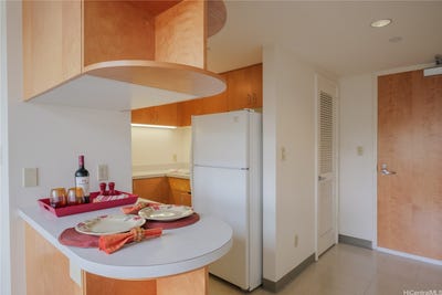 /international/us/545-queen-street-honolulu-hi-110107574334/