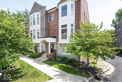 /international/us/960-brownstone-trace-carmel-in-110108586983/