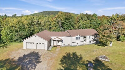 /international/us/384-jacob-buck-pond-road-bucksport-me-110110335321/