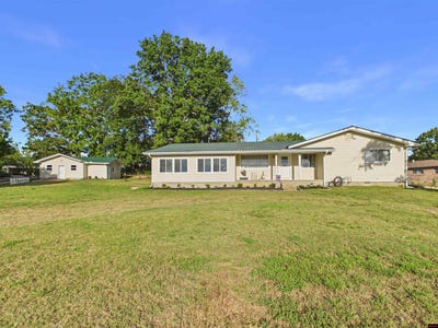 /international/us/113-western-hills-lane-mountain-home-ar-110120408990/