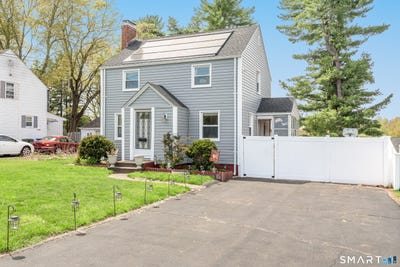 /international/us/471-forbes-street-east-hartford-ct-110107688596/