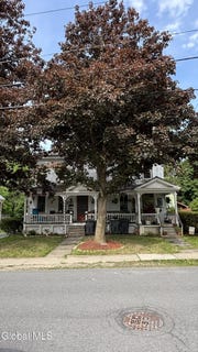 /international/us/122-washington-avenue-cobleskill-ny-110108638028/