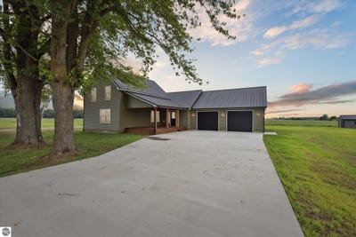 /international/us/4798-n-loomis-road-mt-pleasant-mi-110100475013/