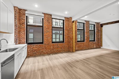 /international/us/1329-4th-avenue-birmingham-al-110101503029/