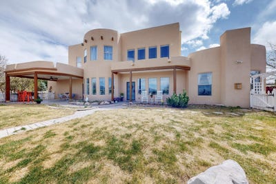 /international/us/43-vista-encantada-drive-edgewood-nm-110098495963/