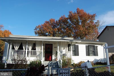 /international/us/907-57th-place-capitol-heights-md-110103420215/