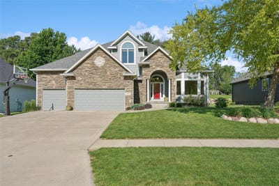 /international/us/910-se-brentwood-drive-waukee-ia-110108347178/