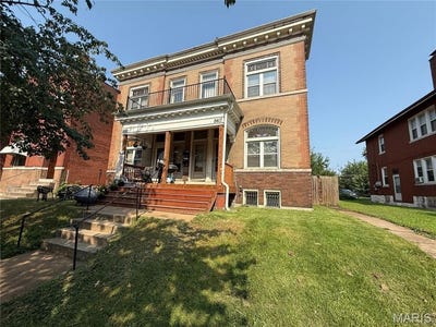/international/us/5417-s-broadway-st-louis-mn-110110362775/