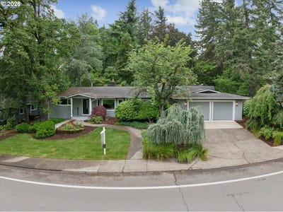 /international/us/2001-greentree-rd-lakeoswego-or-110108378170/