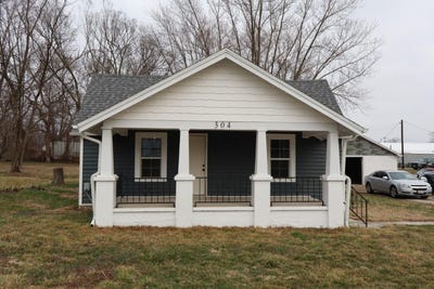 /international/us/304-n-thurmond-avenue-ash-grove-mo-110109060426/