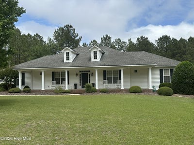 /international/us/139-broken-ridge-trail-west-end-nc-110108283097/