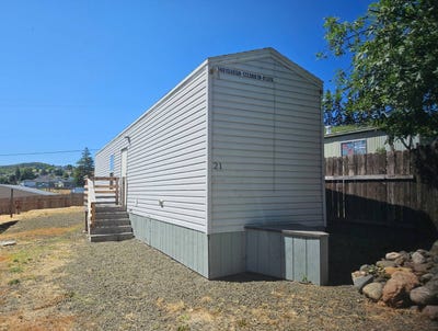/international/us/200-emils-way-roseburg-or-110101028829/?lang=id