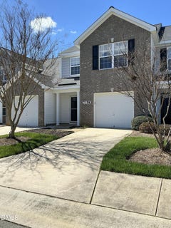 /international/us/7358-colleen-park-drive-whitsett-nc-110106620864/