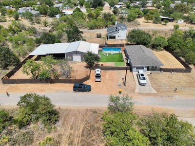 /international/us/233-oakhill-drive-granite-shoals-tx-110110047245/
