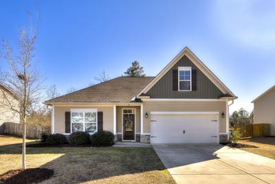 /international/us/17-high-point-drive-camden-sc-110107711573/