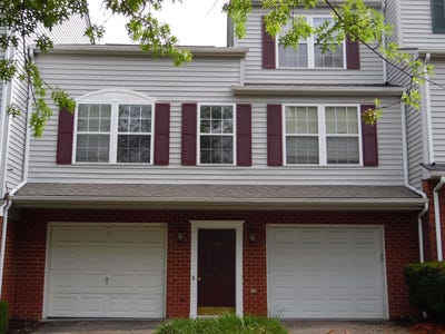 /international/us/275-silver-leaf-drive-christiansburg-va-110100880453/