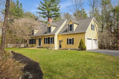 /international/us/55-ross-road-durham-nh-110107658764/