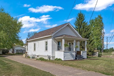 /international/us/906-cameron-street-eau-claire-wi-110108079050/