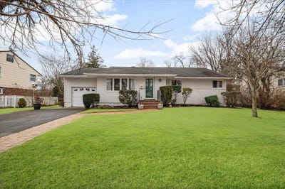 /international/us/36-sherman-drive-syosset-ny-110097926494/