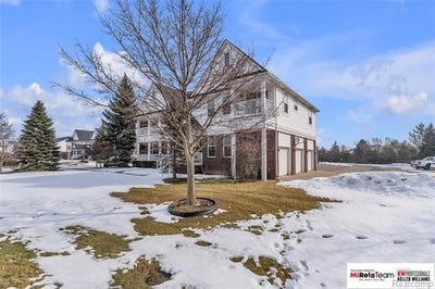 /international/us/29104-philadelphia-drive-chesterfield-twp-mi-110107034338/