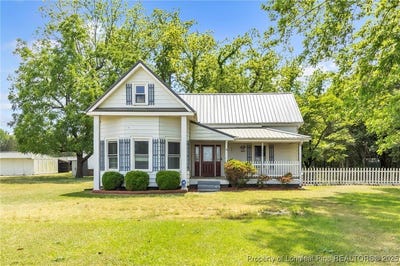/international/us/2774-county-line-road-st-pauls-nc-110096993613/