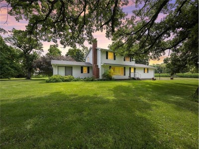 /international/us/17304-major-avenue-hutchinson-mn-110101137353/
