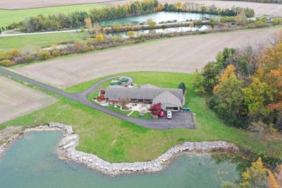 /international/us/5933-hoagland-road-hoagland-in-110100391202/