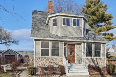 /international/us/308-s-4th-w-street-fort-atkinson-wi-110104841614/