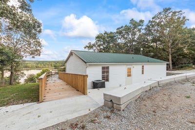 /international/us/27061-county-road-209-flemington-mo-110108025589/