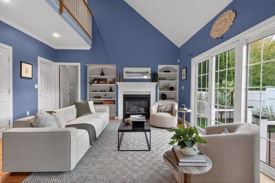 /international/us/22-braeburn-ln-ashland-ma-110107998502/