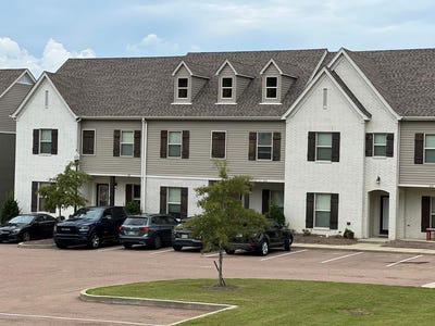 /international/us/610-scoggins-cove-oxford-ms-110106761087/