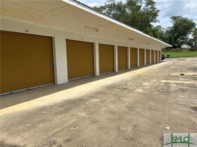 /international/us/704-symonds-street-vidalia-ga-110105850056/