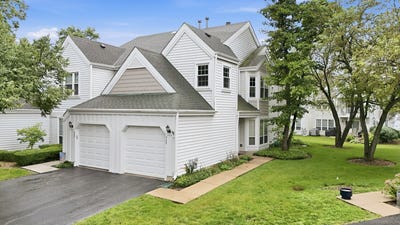 /international/us/325-stillwater-court-wauconda-il-110109040803/