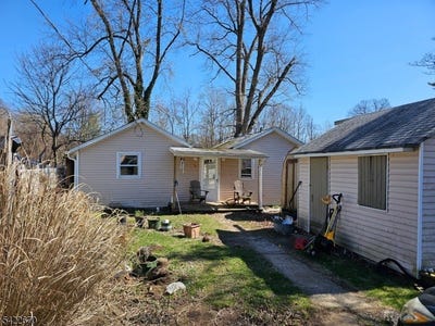 /international/us/30-riverside-dr-oakland-boro-nj-110107072979/