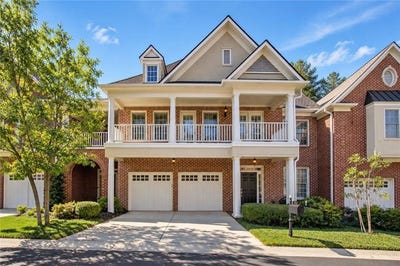 /international/us/1241-village-terrace-court-dunwoody-ga-110120457266/