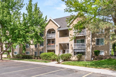 /international/us/1205-e-waterside-cv-s-midvale-ut-110108011352/