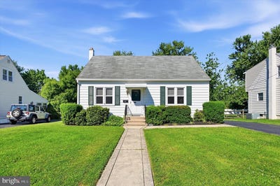 /international/us/4202-woodland-ave-brookhaven-pa-110108606382/