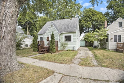 /international/us/1950-miner-avenue-muskegon-mi-110101090486/