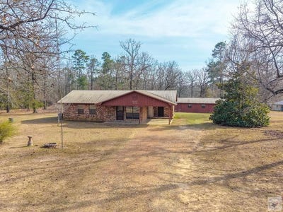 /international/us/507-oak-trail-queen-city-tx-110105983313/