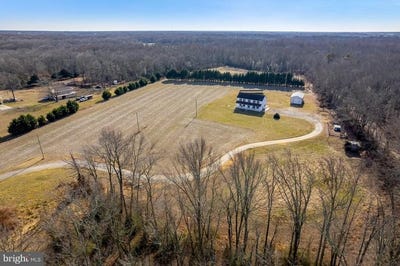 /international/us/29-three-bridge-road-monroeville-nj-110104872004/