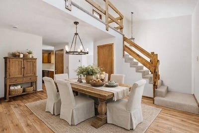 /international/us/14-littlefield-court-haverhill-ma-110107318041/