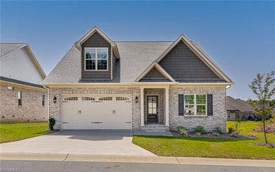 /international/us/1963-whisper-lake-drive-whitsett-nc-110102311600/