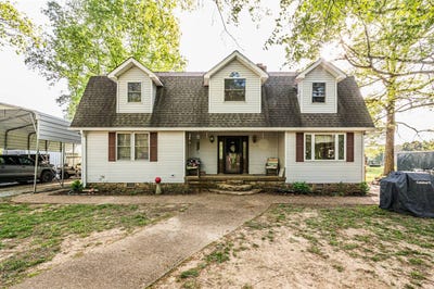 /international/us/620-sutton-lane-beech-creek-ky-110100256952/