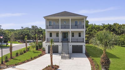 /international/us/15-shear-water-drive-hilton-head-island-sc-110100464159/