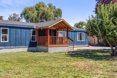 /international/us/711-pence-rd-yakima-wa-110100835614/